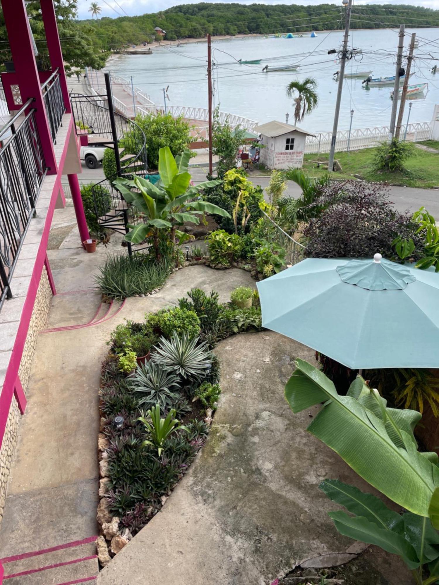 The Seaside Garden Guesthouse Buccoo Bagian luar foto